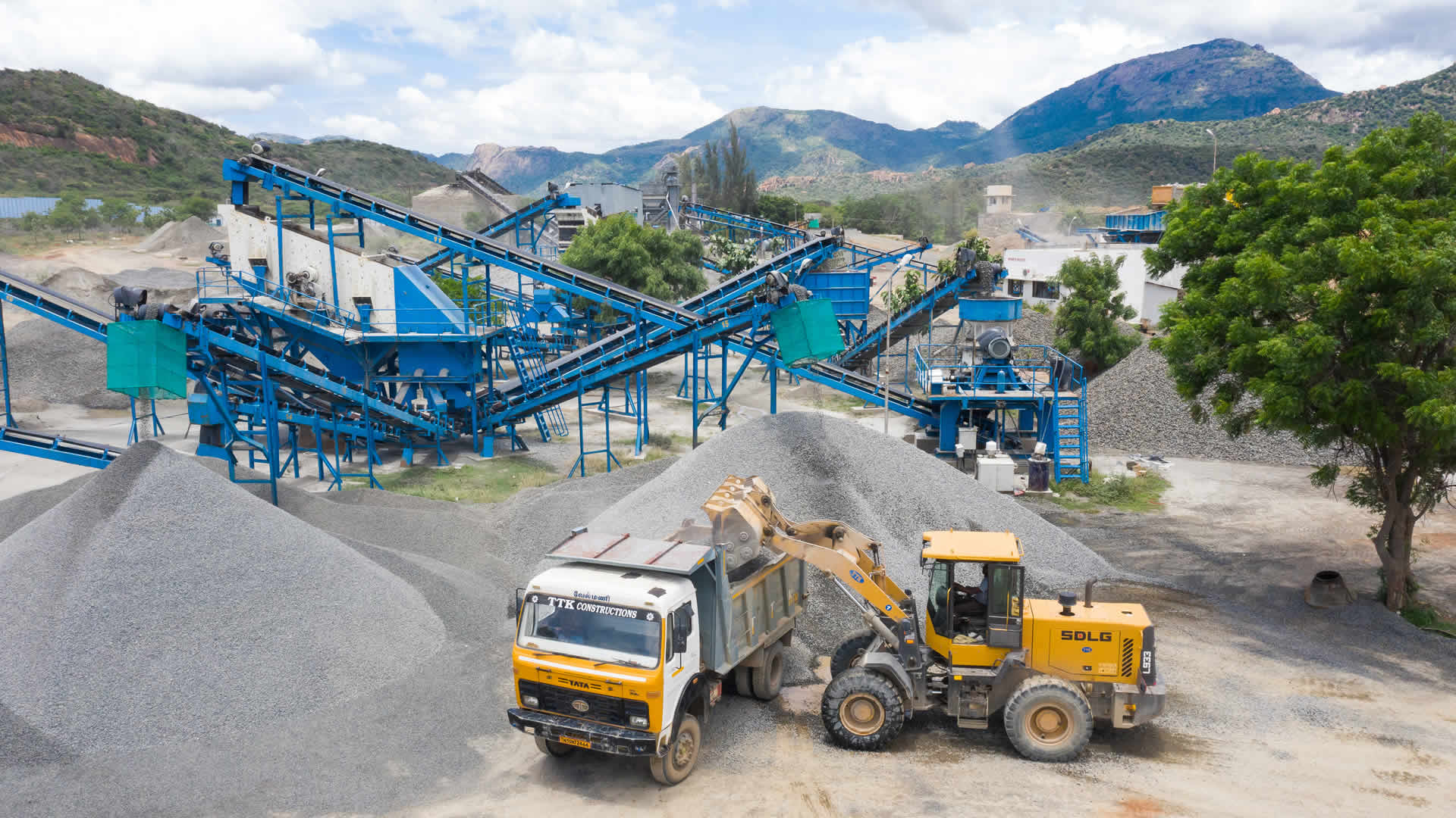 TTK CONSTRUCTIONS The first thing we build is trust